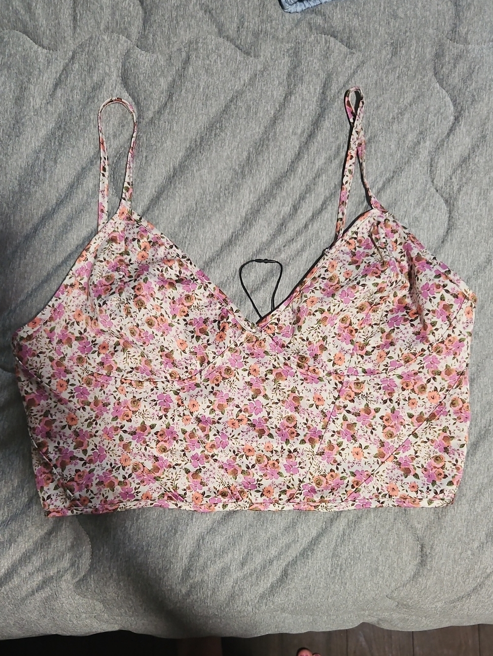 Zara Pink Floral V-Neck Cropped Cami - Picture 1 of 3
